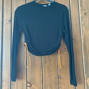 Long sleeve crop top